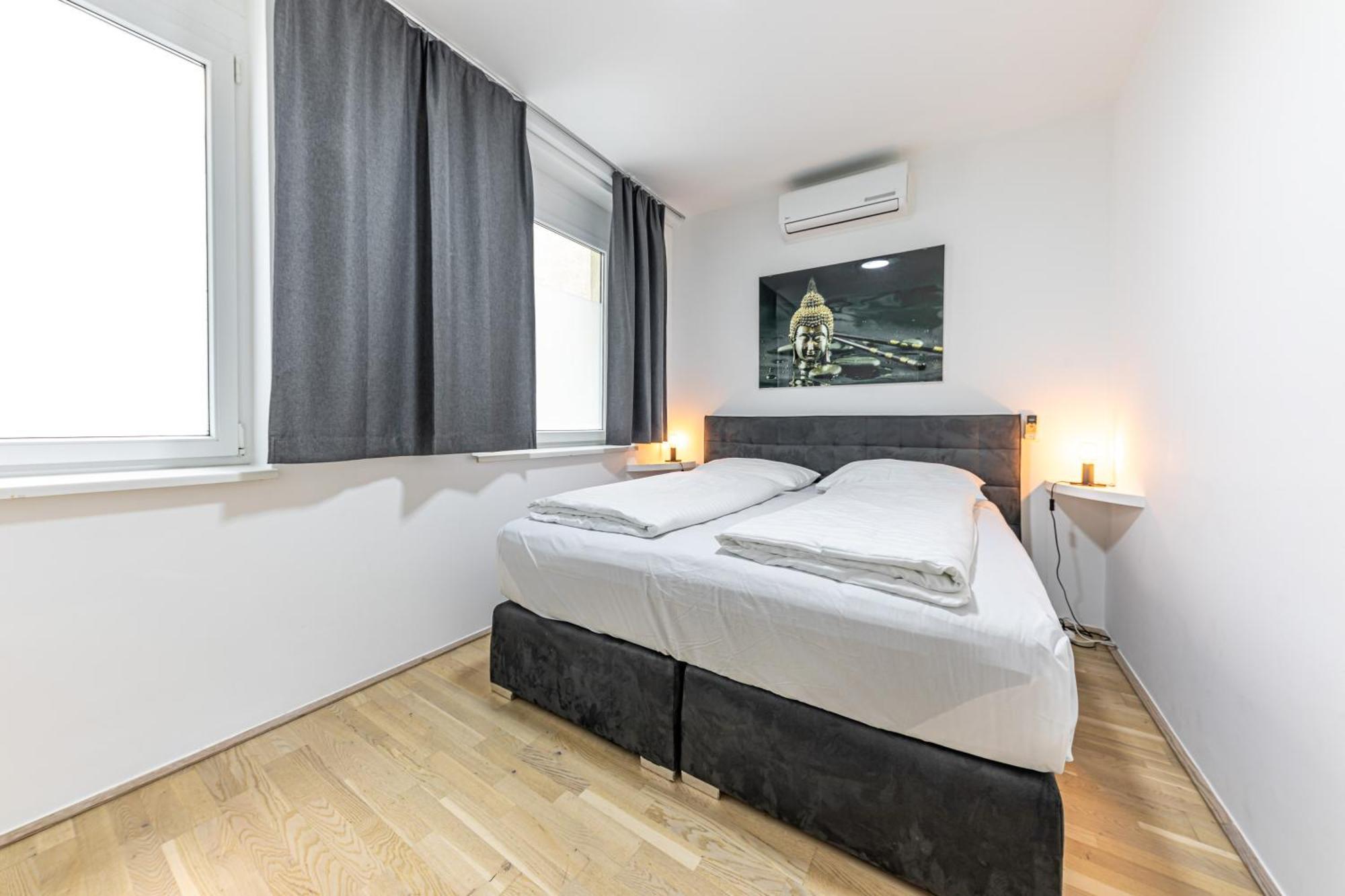 Christian Apartments Oper - Contactless Check In Wina Bagian luar foto