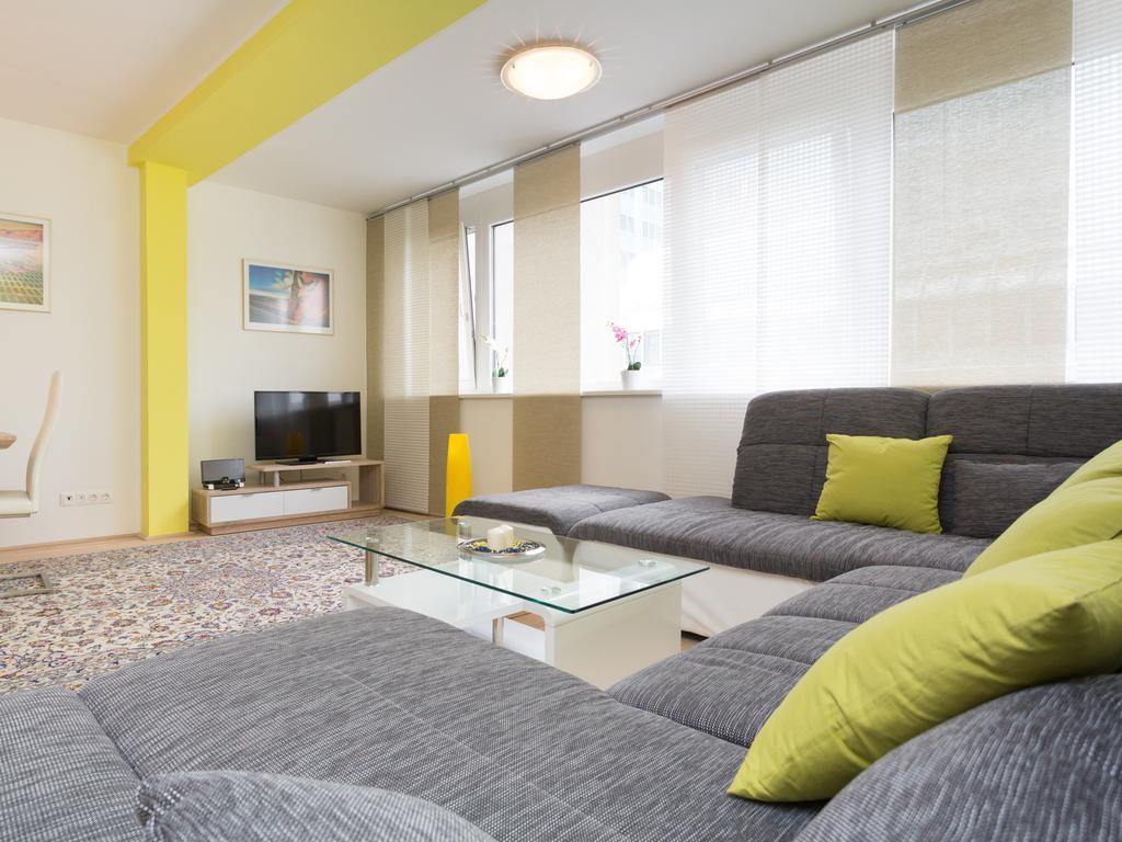 Christian Apartments Oper - Contactless Check In Wina Bagian luar foto