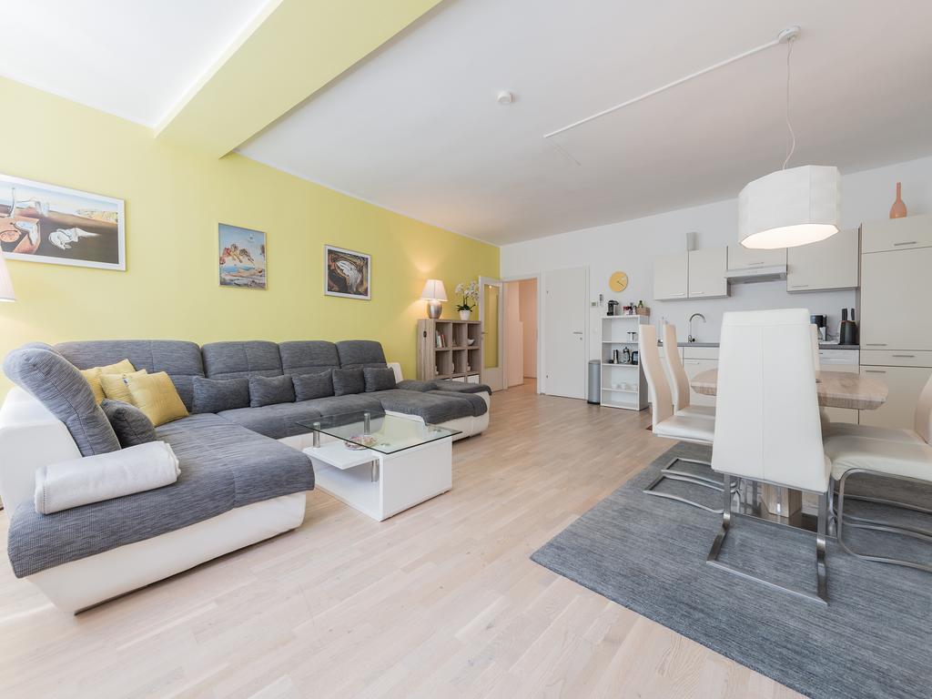 Christian Apartments Oper - Contactless Check In Wina Bagian luar foto