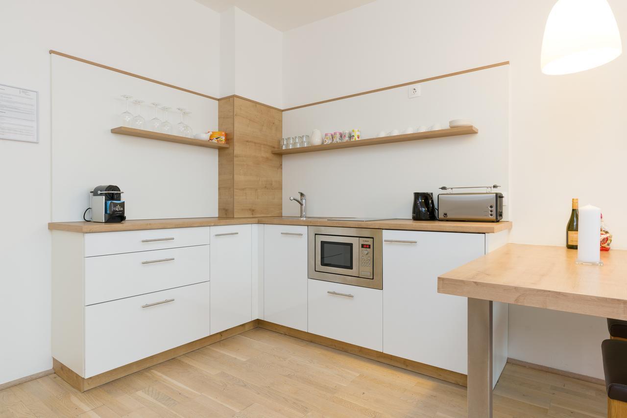 Christian Apartments Oper - Contactless Check In Wina Bagian luar foto