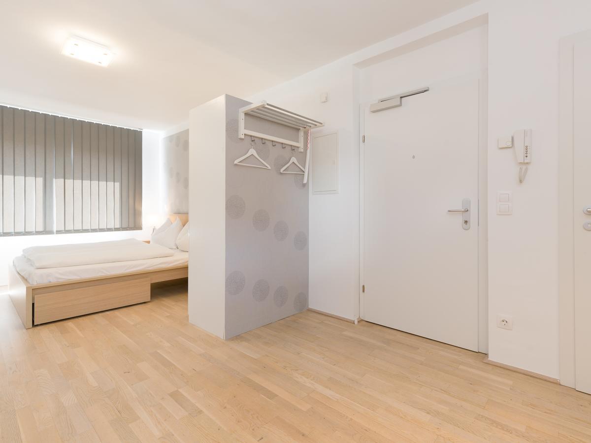 Christian Apartments Oper - Contactless Check In Wina Bagian luar foto