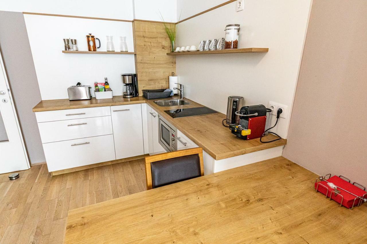 Christian Apartments Oper - Contactless Check In Wina Bagian luar foto